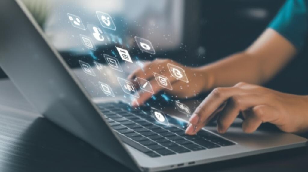 Hình ảnh minh họa các khái niệm về marketing kỹ thuật số và chiến lược kinh doanh.