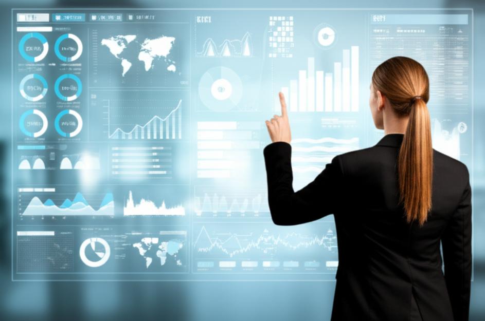 Bí Quyết Đo Lường Hiệu Quả Vượt Trội: Hướng Dẫn Toàn Diện Cho Mọi Doanh Nghiệp 2 Quản lý xem xét bảng điều khiển hiệu suất kinh doanh với các biểu đồ.