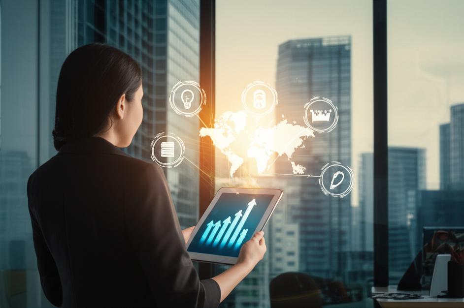 Nữ doanh nhân Việt Nam với biểu tượng SHTT trên bản đồ thế giới, thể hiện chiến lược bảo vệ tài sản trí tuệ toàn cầu.