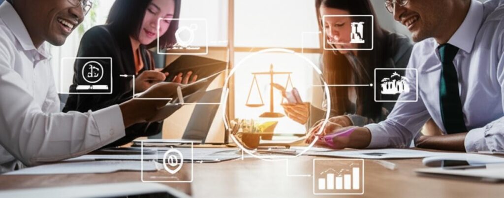 Doanh nghiệp thảo luận về tuân thủ pháp luật và công nghệ.